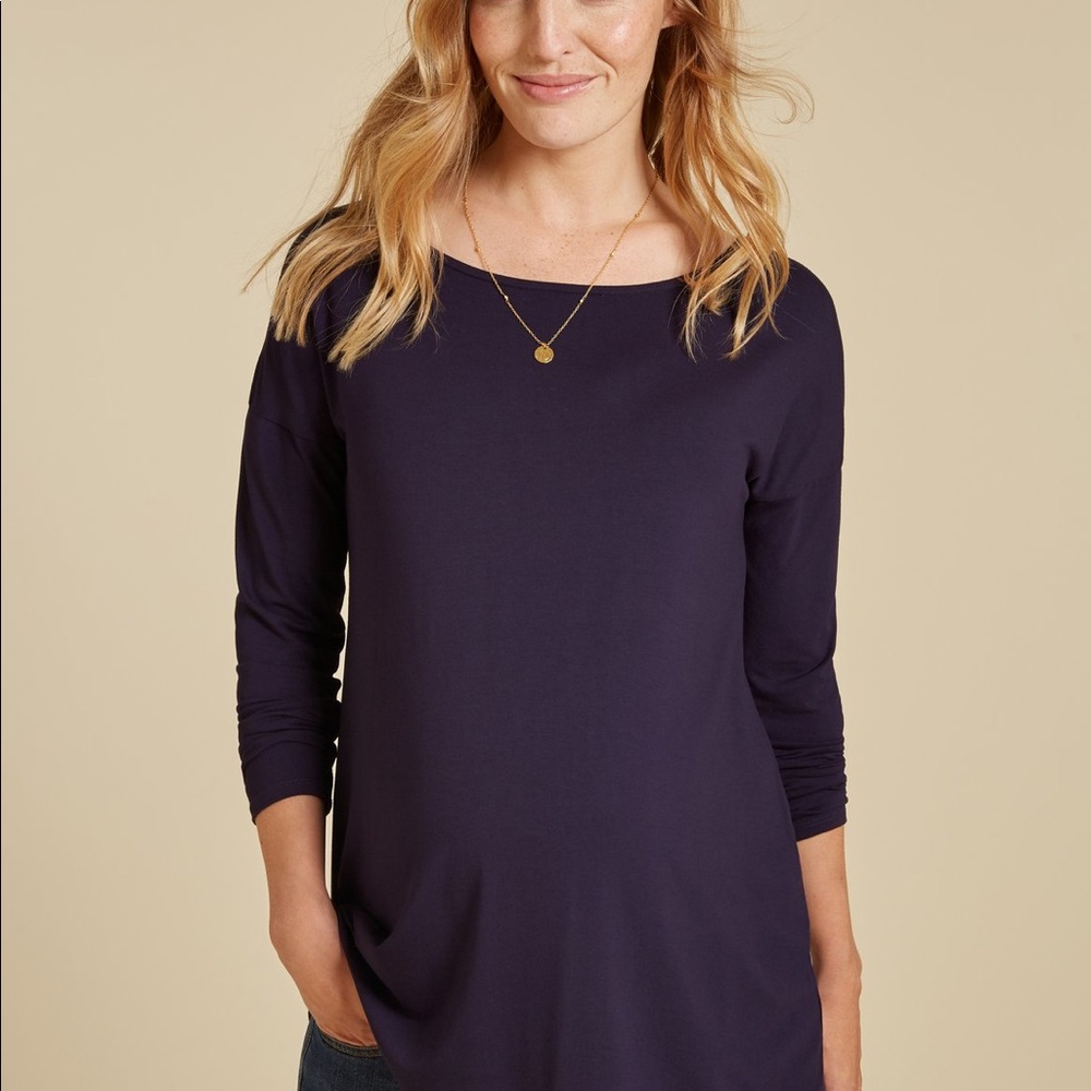 High end Isabella Oliver maternity top.